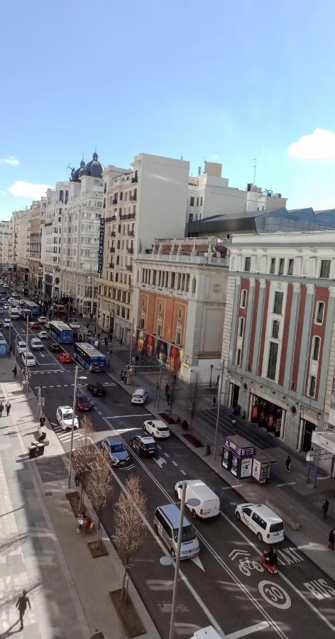 Hotel Éxito en Madrid Exterior foto